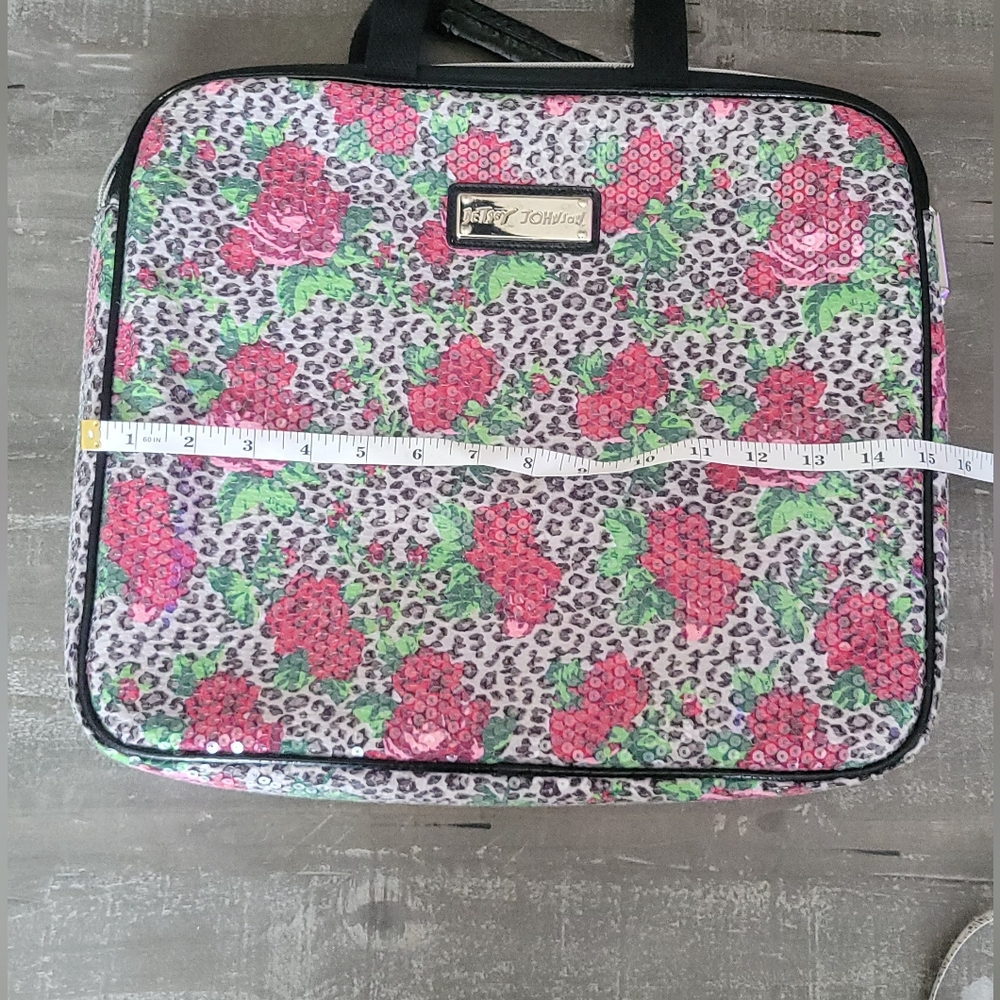 Betsey Johnson Roses & Cheetah Laptop Computer Case - Picture 11 of 16